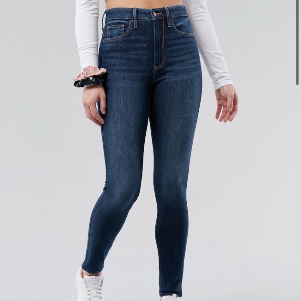 Hollister Mid Rise Super Skinny Jeans